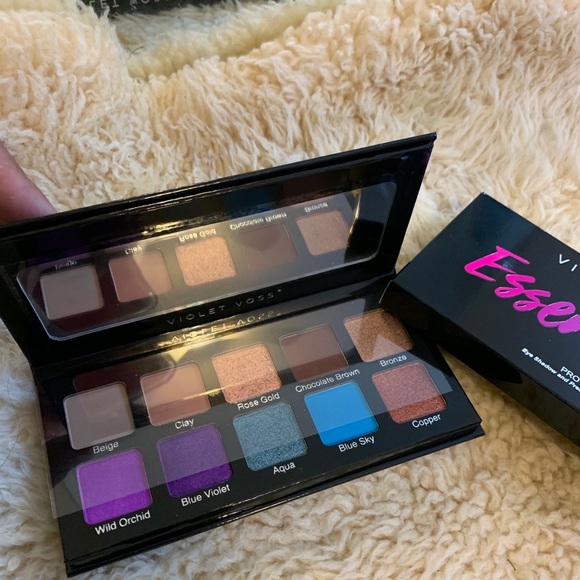 Violet Voss Essentials 2 Pallette - Picture 2 of 2